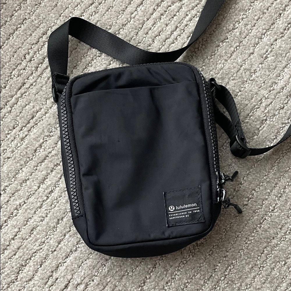 Lululemon Crossbody
